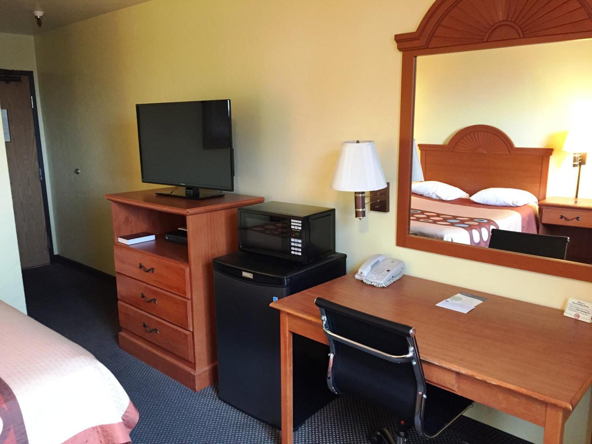 Motel 6-Wilsonville, Or - Portland Екстериор снимка
